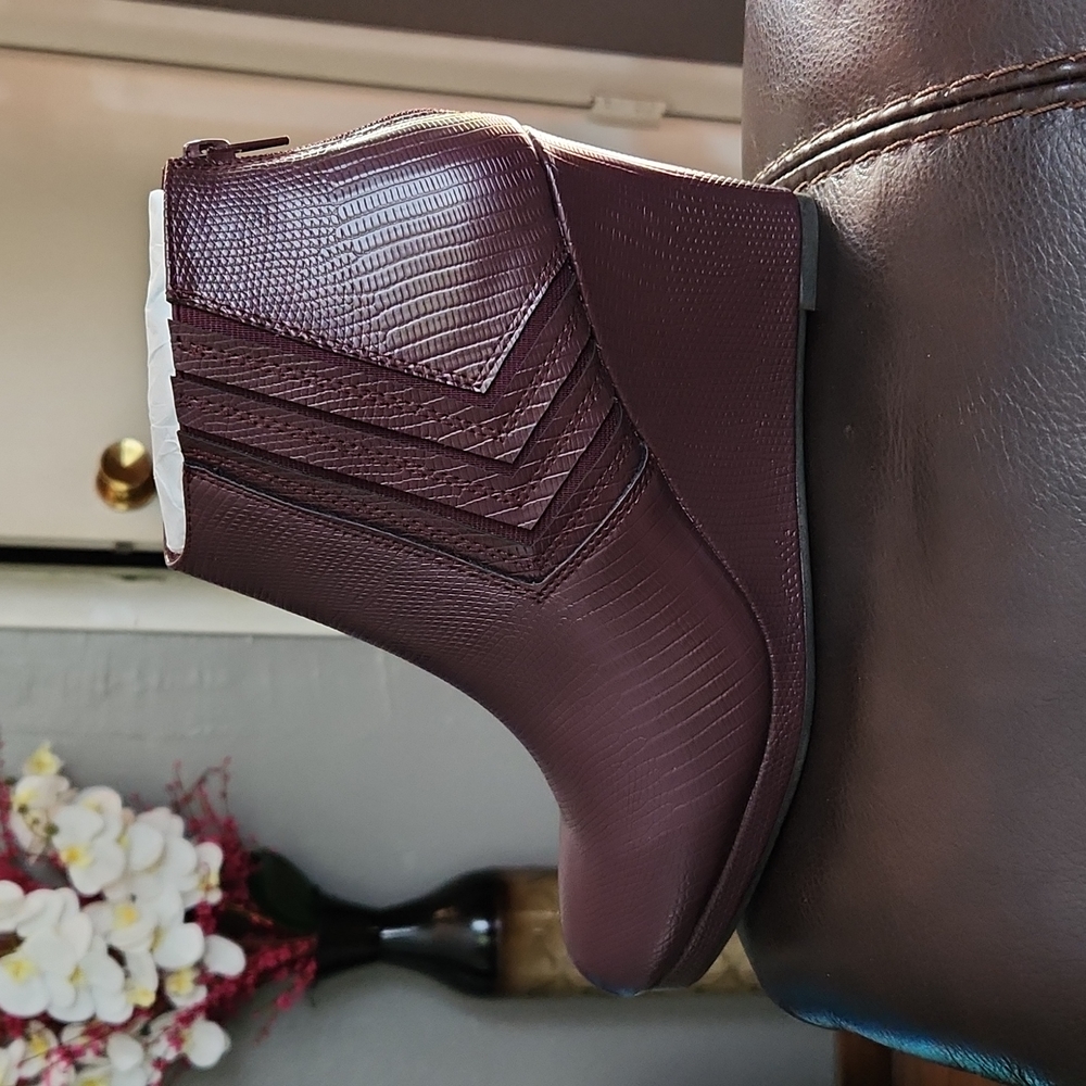 Wedge booties